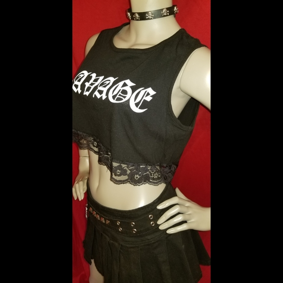 ‼SOLD‼Savage Crop Top - Picture 3 of 6
